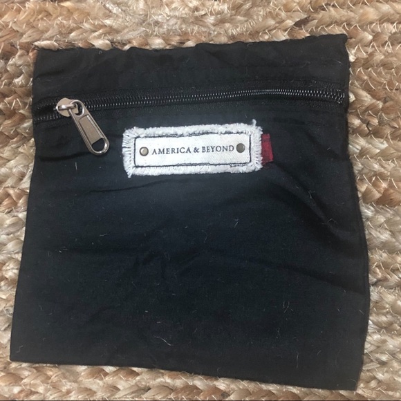 America & Beyond Leopard Print Yule XL Tote Bag W/ Tassel NWT - Picture 11 of 16